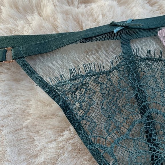 New Victoria's Secret Love V-String Very Sexy Thong Panty Lace Mesh Underwear - Picture 3 of 5